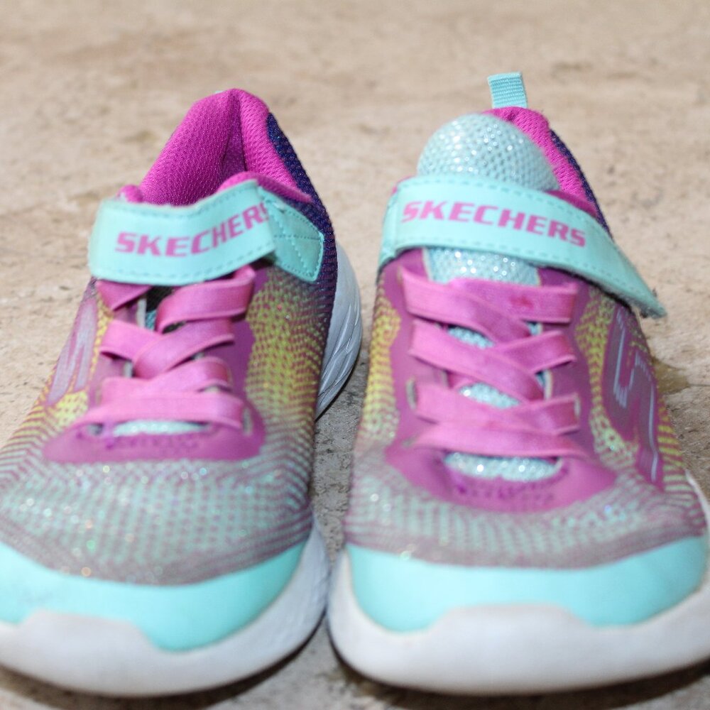 Girls Sketchers